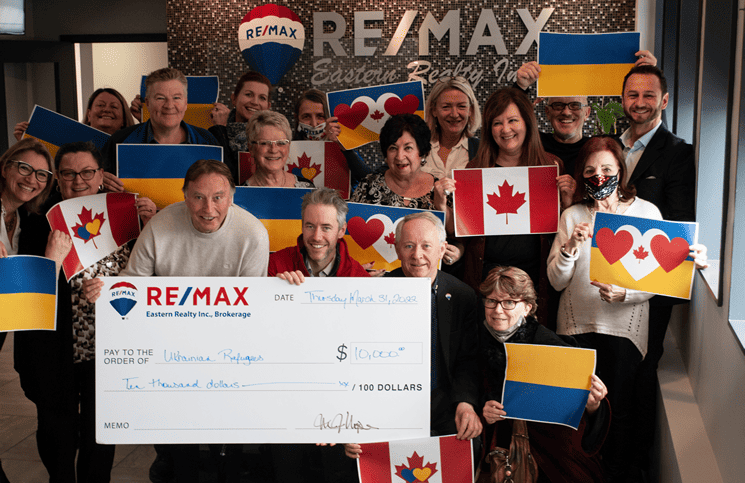 Re/Max Eastern Realty raises funds to help Ukrainian refugees coming to Peterborough