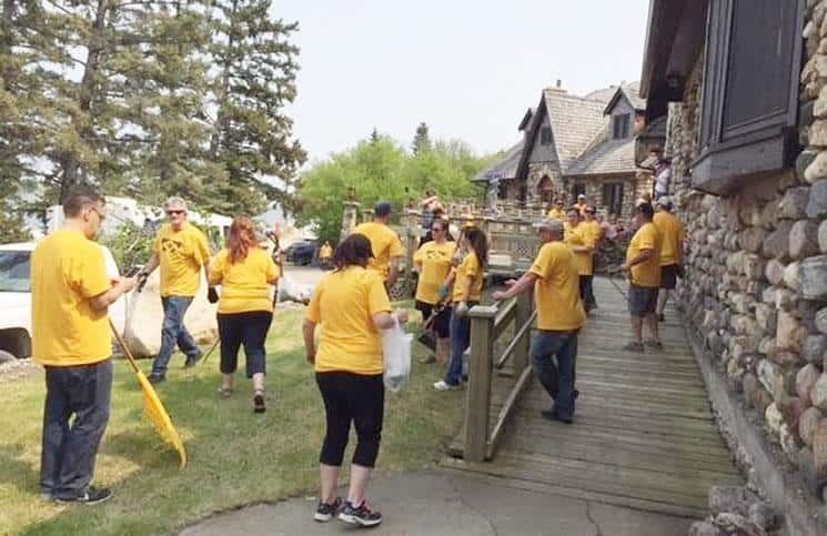 Century 21 Dome team in Regina prepares camp for Easter Seals