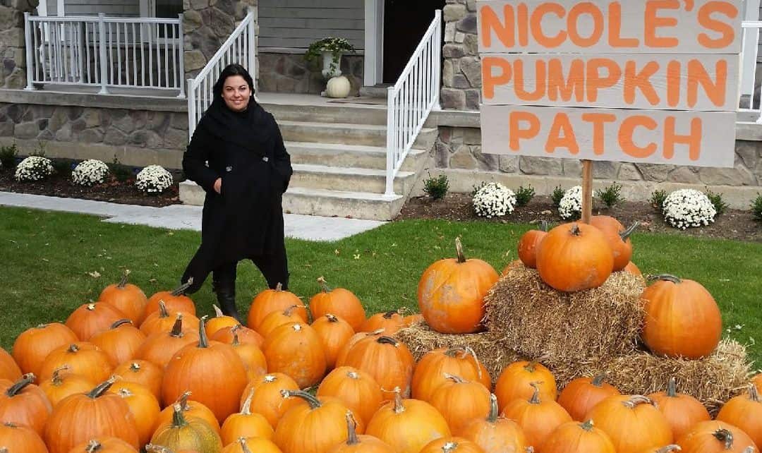 Nicole Beinert holds Pumpkin Patch fundraisers for shelter foundation