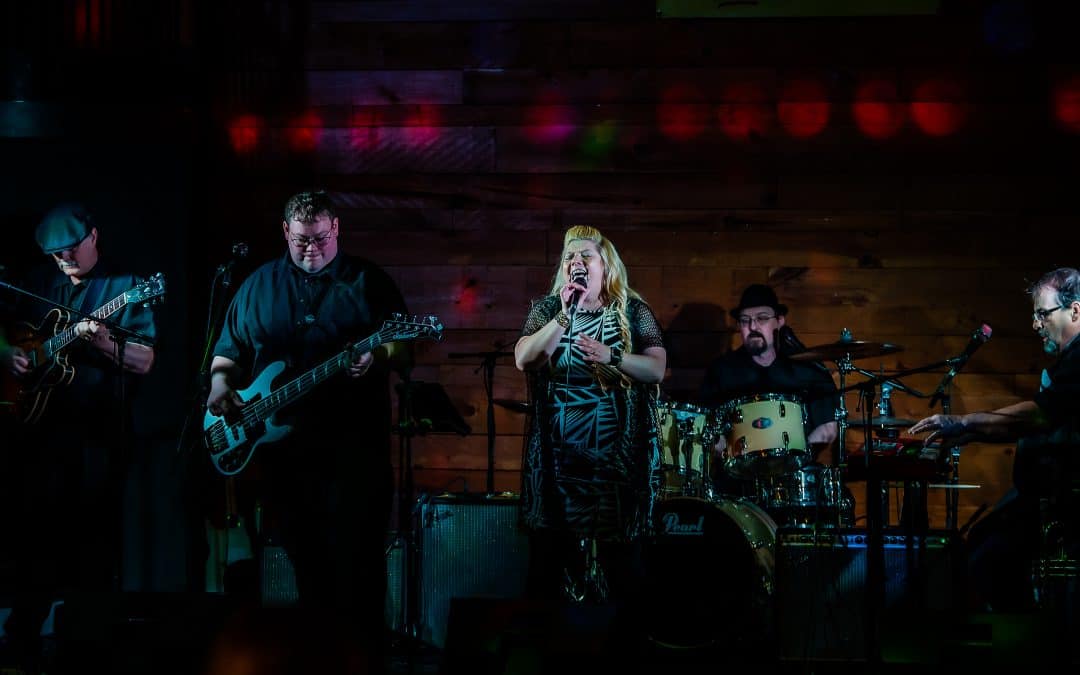 Realtors rock the night away at charity concert in Chatham-Kent, Ont.
