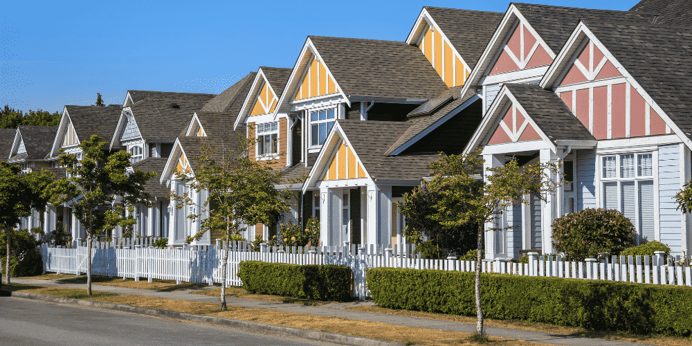 Canadian housing market shows signs of stability as interest rates begin to decline: Re/Max