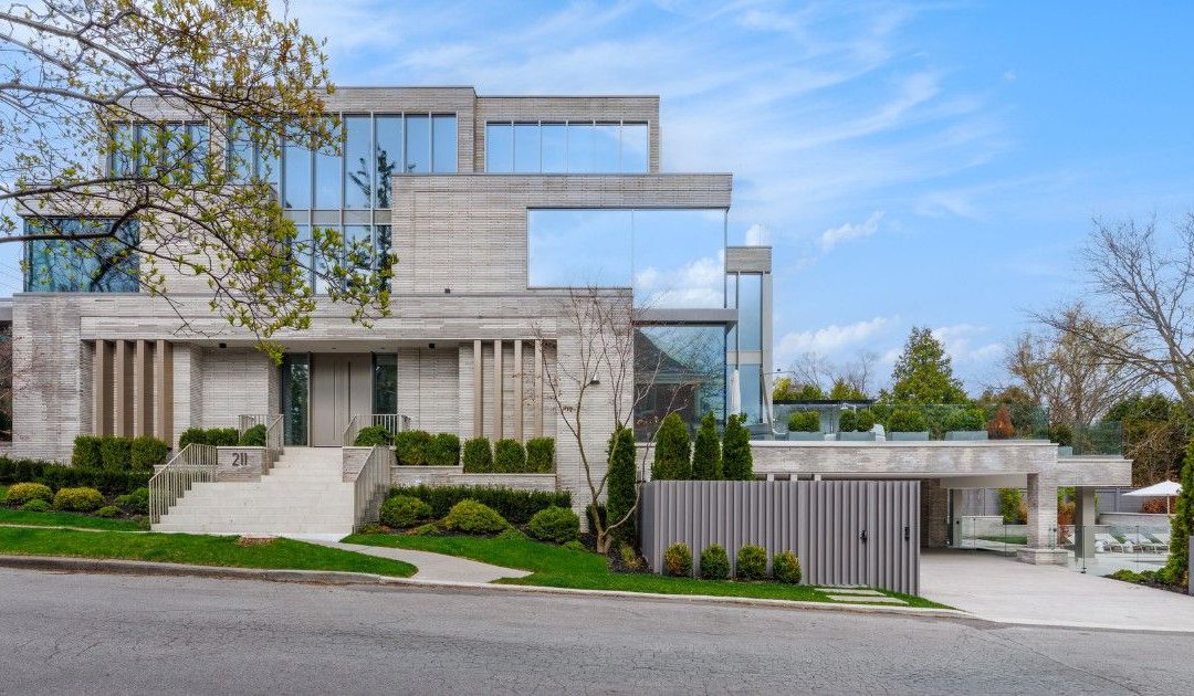 Bidding war pushes Forest Hill home to $23.5M