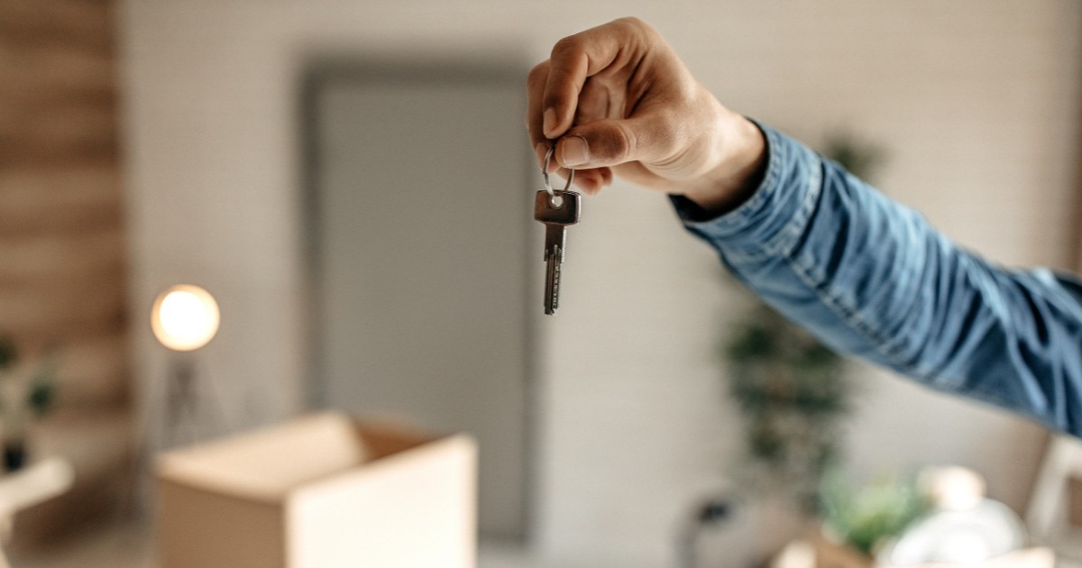 Canadian rents fall 4.8% in August