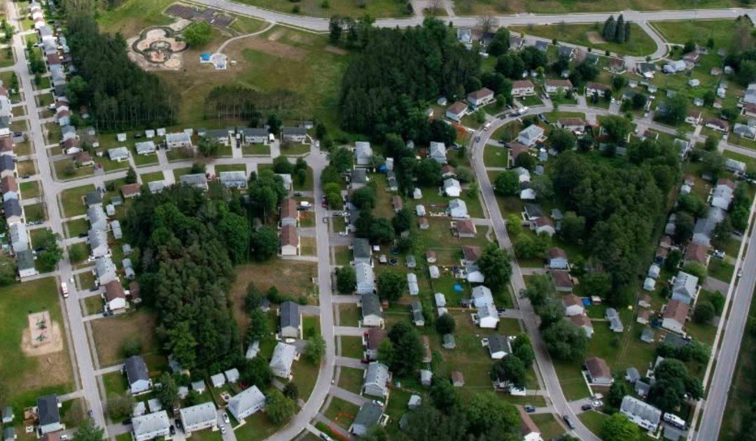 5 days to find a home: Inside the business of military moves
